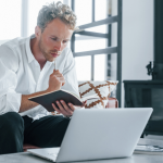 como anunciar vaga de emprego